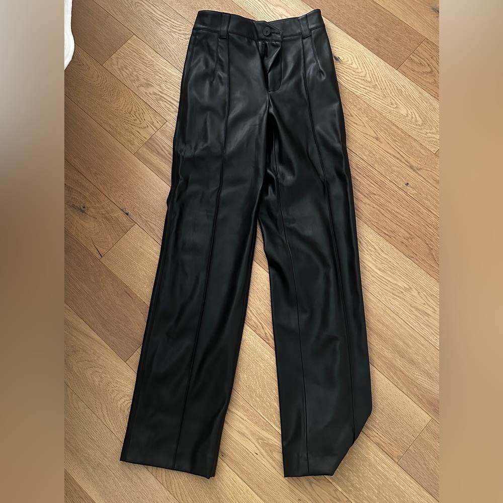 ZARA straight leather pants XS